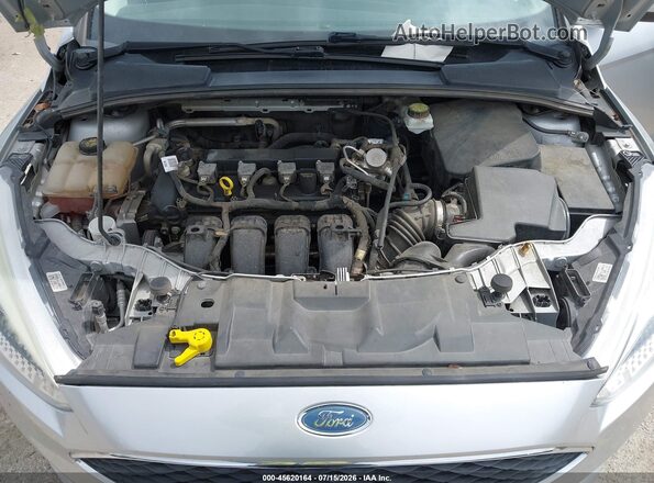 1FADP3K28JL283640 2018 FORD FOCUS Silver Vista trasera