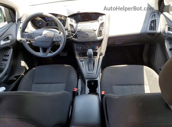 1FADP3K28JL325756 2018 FORD FOCUS White Առջևի վահանակի տեսք