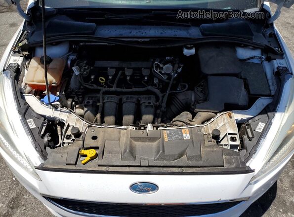 1FADP3K28JL325756 2018 FORD FOCUS White Սալոնի հետևի տեսք