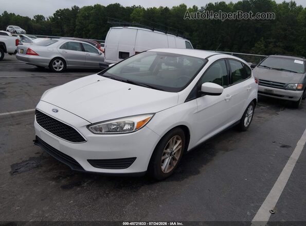 1FADP3K29JL226251 2018 FORD FOCUS White Vista tres cuartos delantera izquierda