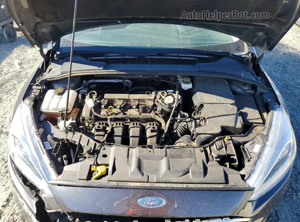 1FADP3K29JL251084 2018 FORD FOCUS Gray Widok wnętrza z tyłu