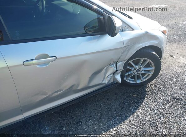 1FADP3K29JL301160 2018 FORD FOCUS Серебряный Вид спереди