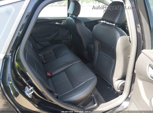 1FADP3K2XGL223786 2016 FORD FOCUS Black Вид наклейки з VIN-кодом