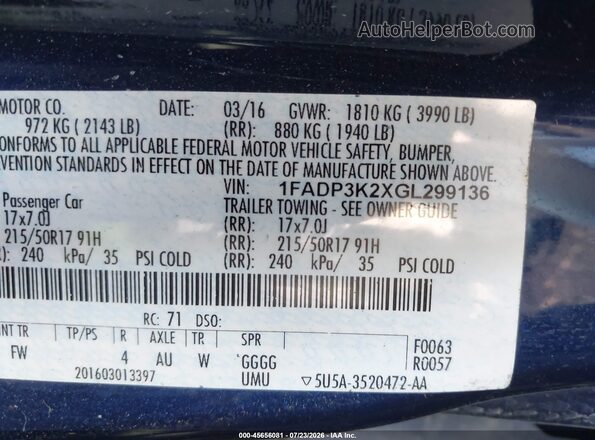 1FADP3K2XGL299136 2016 FORD FOCUS Blue Engine compartment view