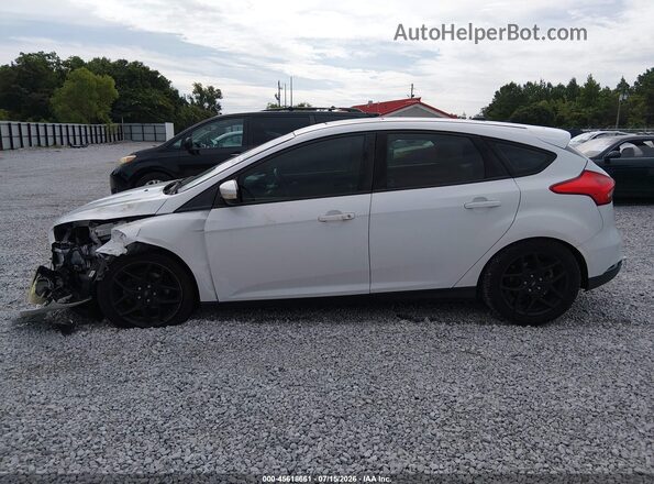 1FADP3K2XGL340008 2016 FORD FOCUS Белый Панорамный вид салона 360°