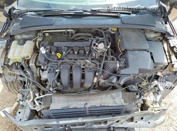 1FADP3K2XGL394215 2016 FORD FOCUS Gray Vista interior trasera