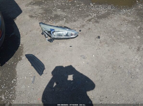 1FADP3K2XHL282712 2017 FORD FOCUS Gray Widok zestawu wskaźników