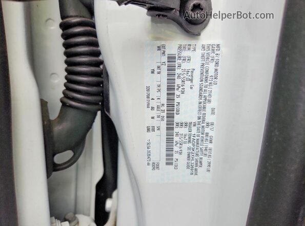 1FADP3K2XHL326918 2017 FORD FOCUS White Vista del compartimento del motor