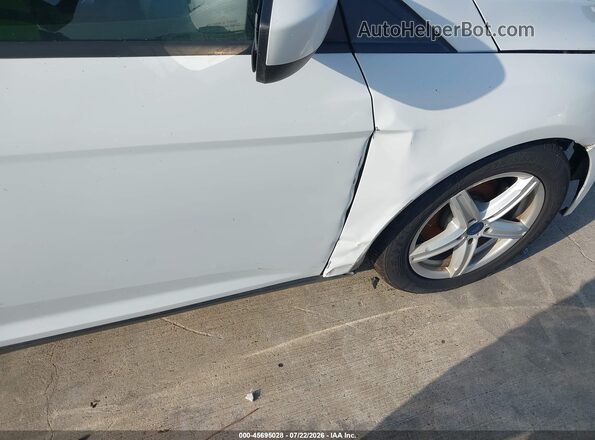 1FADP3K2XJL272445 2018 FORD FOCUS White უკანა სალონის ხედი