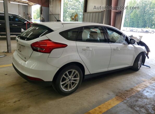 1FADP3K2XJL295305 2018 FORD FOCUS White Rear right