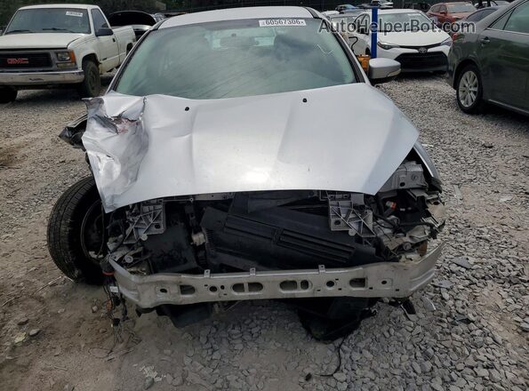1FADP3KE5GL308979 2016 FORD FOCUS Серебряный Вид спереди