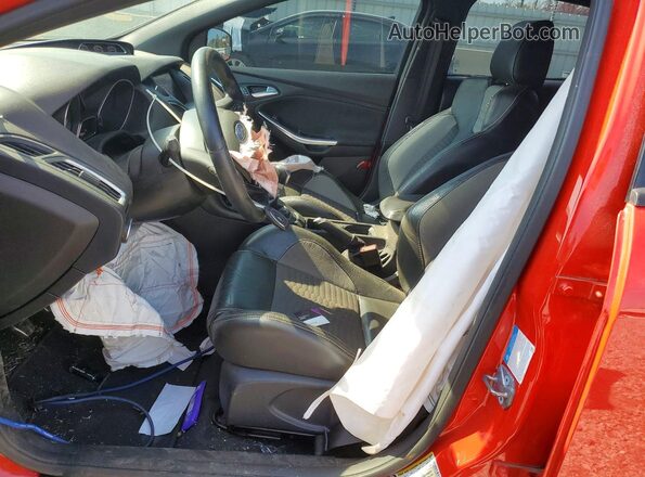 1FADP3L90GL355239 2016 FORD FOCUS Red წინა სალონის ხედი