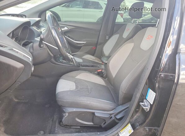 1FADP3L91HL259928 2017 FORD FOCUS Black Սալոնի դիմացի տեսք