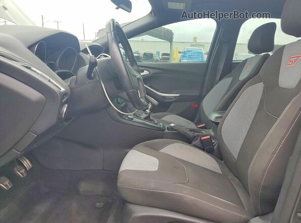 1FADP3L91HL266992 2017 FORD FOCUS Gray Front interior view