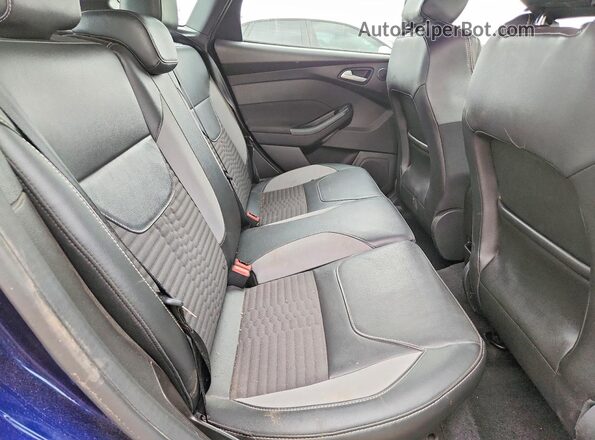 1FADP3L91HL270136 2017 FORD FOCUS Blue Vista de los asientos traseros