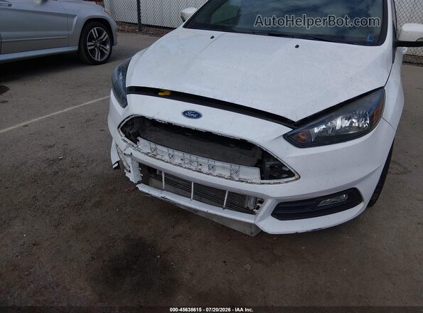 1FADP3L91HL290600 2017 FORD FOCUS ST Белый Вид спереди