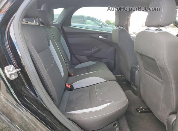 1FADP3L91JL279098 2018 FORD FOCUS Black უკანა სავარძლების ხედი