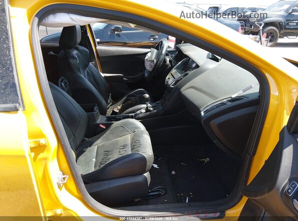 1FADP3L92GL281578 2016 FORD FOCUS ST Yellow Widok wnętrza z przodu