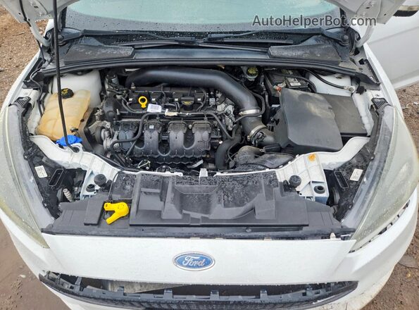 1FADP3L92HL223083 2017 FORD FOCUS White უკანა სალონის ხედი
