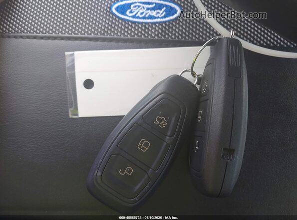 1FADP3L92HL311227 2017 FORD FOCUS ST Black Vista del salpicadero