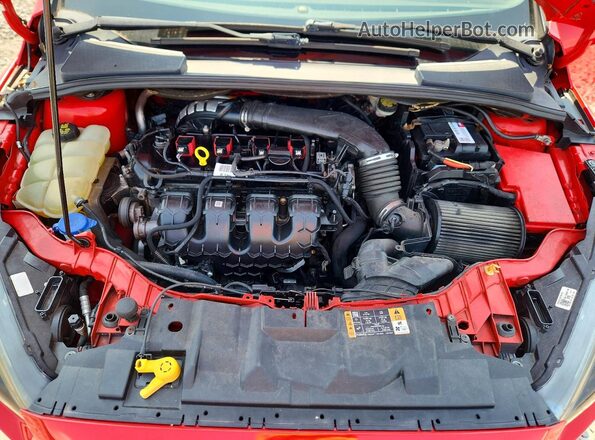 1FADP3L93HL218328 2017 FORD FOCUS Red უკანა სალონის ხედი