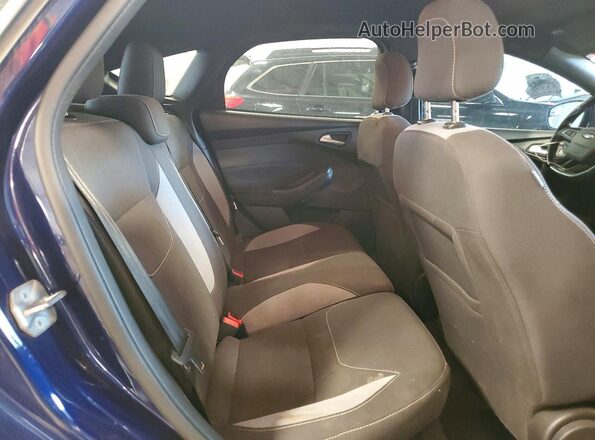 1FADP3L93HL294731 2017 FORD FOCUS Blue Widok tylnych siedzeń