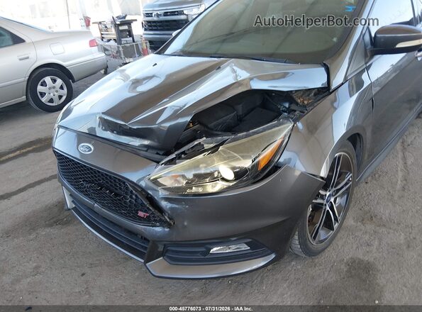 1FADP3L94HL277467 2017 FORD FOCUS ST Gray Vista del cuadro de instrumentos