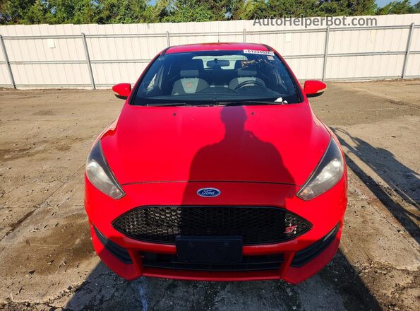 1FADP3L94HL310063 2017 FORD FOCUS Red Դիմացի տեսք