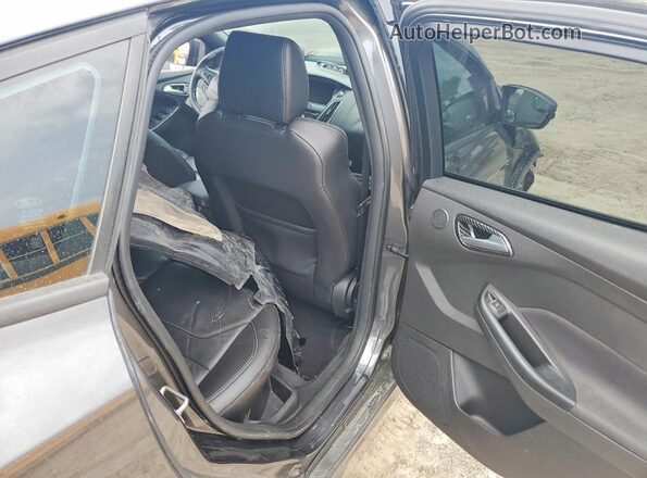 1FADP3L94JL273764 2018 FORD FOCUS Gray უკანა სავარძლების ხედი