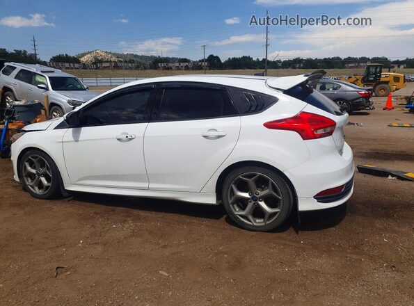 1FADP3L94JL289785 2018 FORD FOCUS White Trasero izquierdo