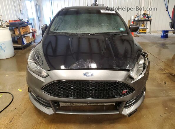 1FADP3L96JL265245 2018 FORD FOCUS Gray Front view