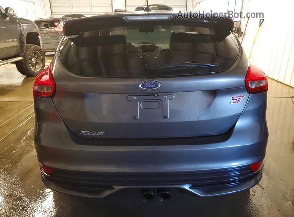 1FADP3L96JL265245 2018 FORD FOCUS Gray Rear view
