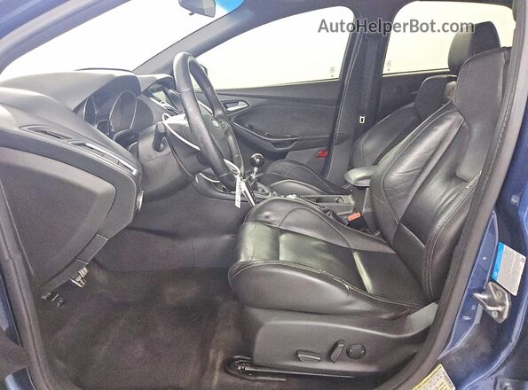1FADP3L97JL205264 2018 FORD FOCUS Blue Vista interior delantera