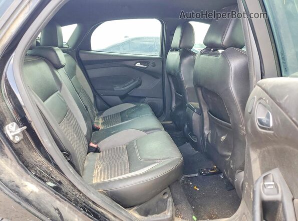1FADP3L98GL274909 2016 FORD FOCUS Black Widok wnętrza z tyłu