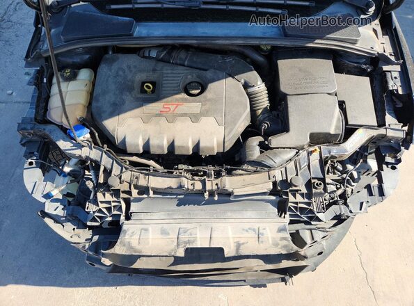 1FADP3L98JL222851 2018 FORD FOCUS Black Widok wnętrza z tyłu