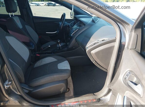 1FADP3L98JL331911 2018 FORD FOCUS ST Серый Вид салона спереди
