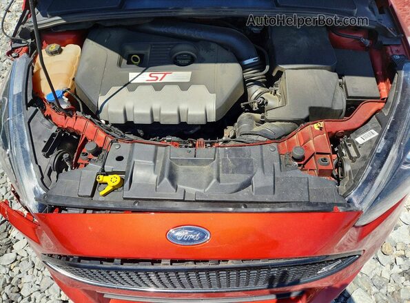 1FADP3L99JL289586 2018 FORD FOCUS Orange Սալոնի հետևի տեսք