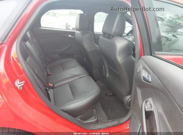 1FADP3L9XHL234140 2017 FORD FOCUS Red Вид наклейки з VIN-кодом