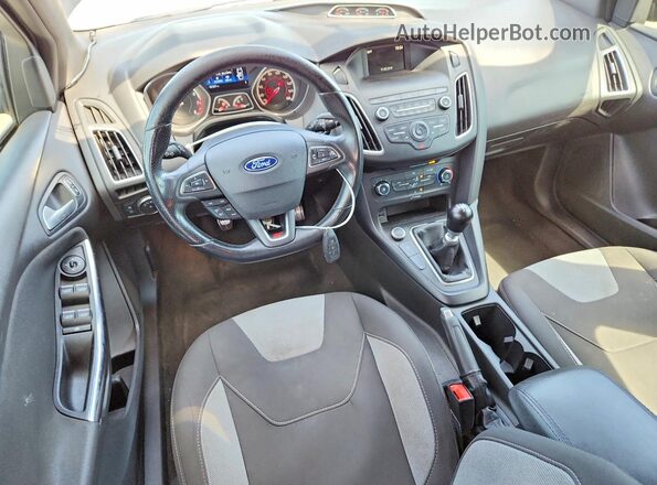 1FADP3L9XJL232412 2018 FORD FOCUS Black Առջևի վահանակի տեսք