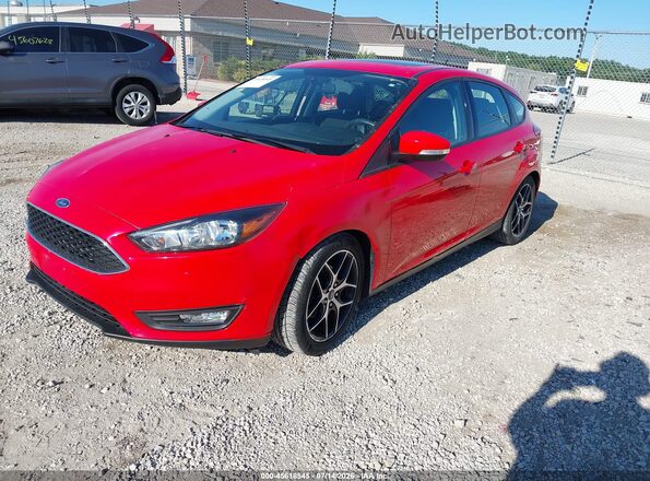 1FADP3M20HL209085 2017 FORD FOCUS Red Передня ліва чверть