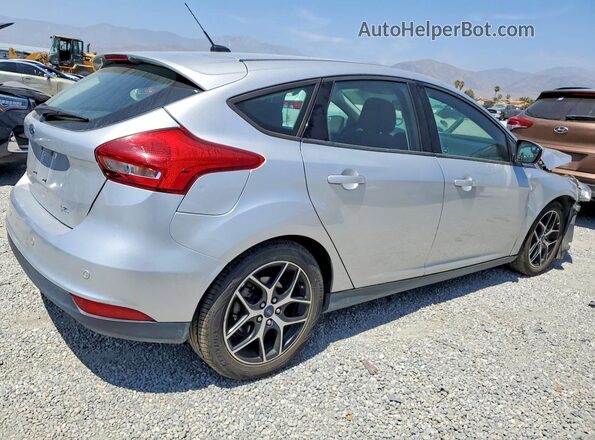 1FADP3M20HL333258 2017 FORD FOCUS Silver Trasero derecho
