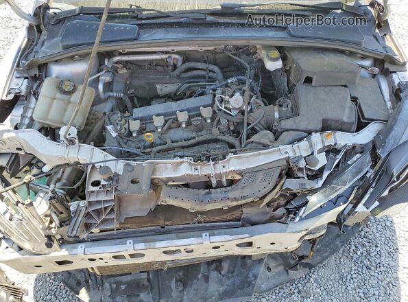 1FADP3M20HL333258 2017 FORD FOCUS Silver Vista interior trasera