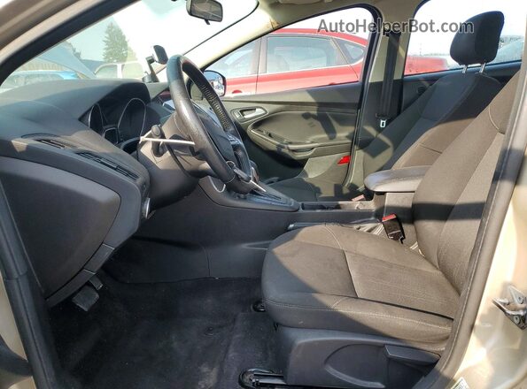 1FADP3M20JL210159 2018 FORD FOCUS Бежевый Вид салона спереди