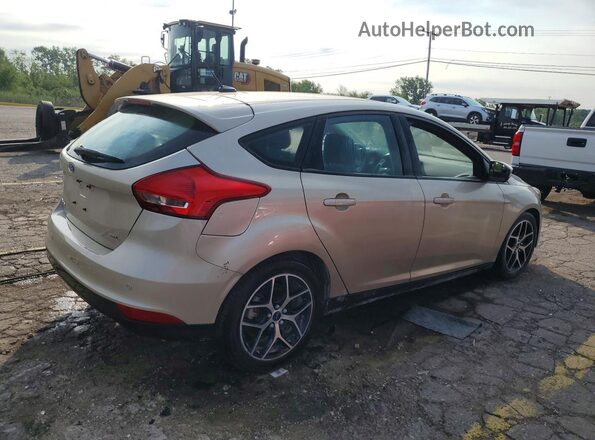 1FADP3M20JL210159 2018 FORD FOCUS Бежевый Задняя правая четверть