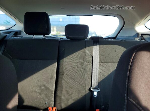 1FADP3M20JL210159 2018 FORD FOCUS Бежевый Вид задних сидений