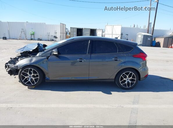 1FADP3M20JL223963 2018 FORD FOCUS Gray 