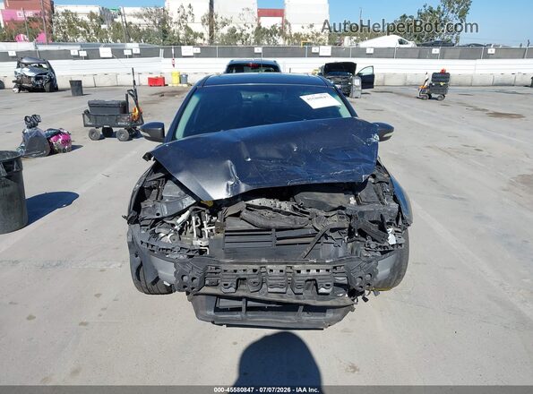 1FADP3M20JL223963 2018 FORD FOCUS Gray Widok wnętrza z tyłu