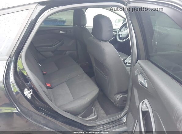 1FADP3M20JL255358 2018 FORD FOCUS Black VIN կոդի պիտակի տեսք
