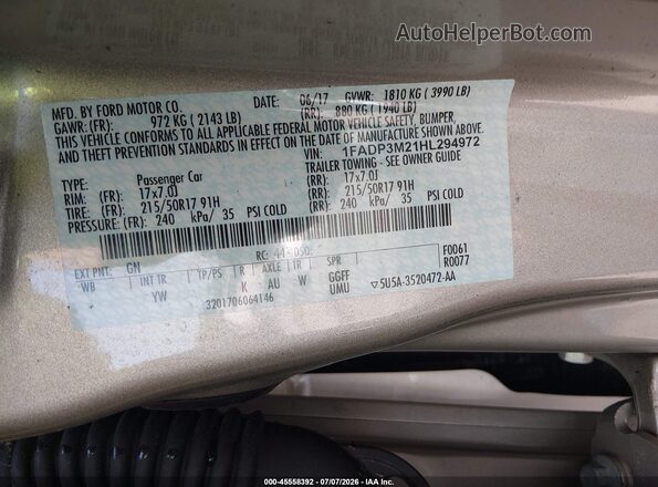 1FADP3M21HL294972 2017 FORD FOCUS Gold Widok komory silnika