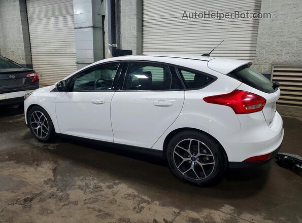 1FADP3M23JL272087 2018 FORD FOCUS White Tył lewy